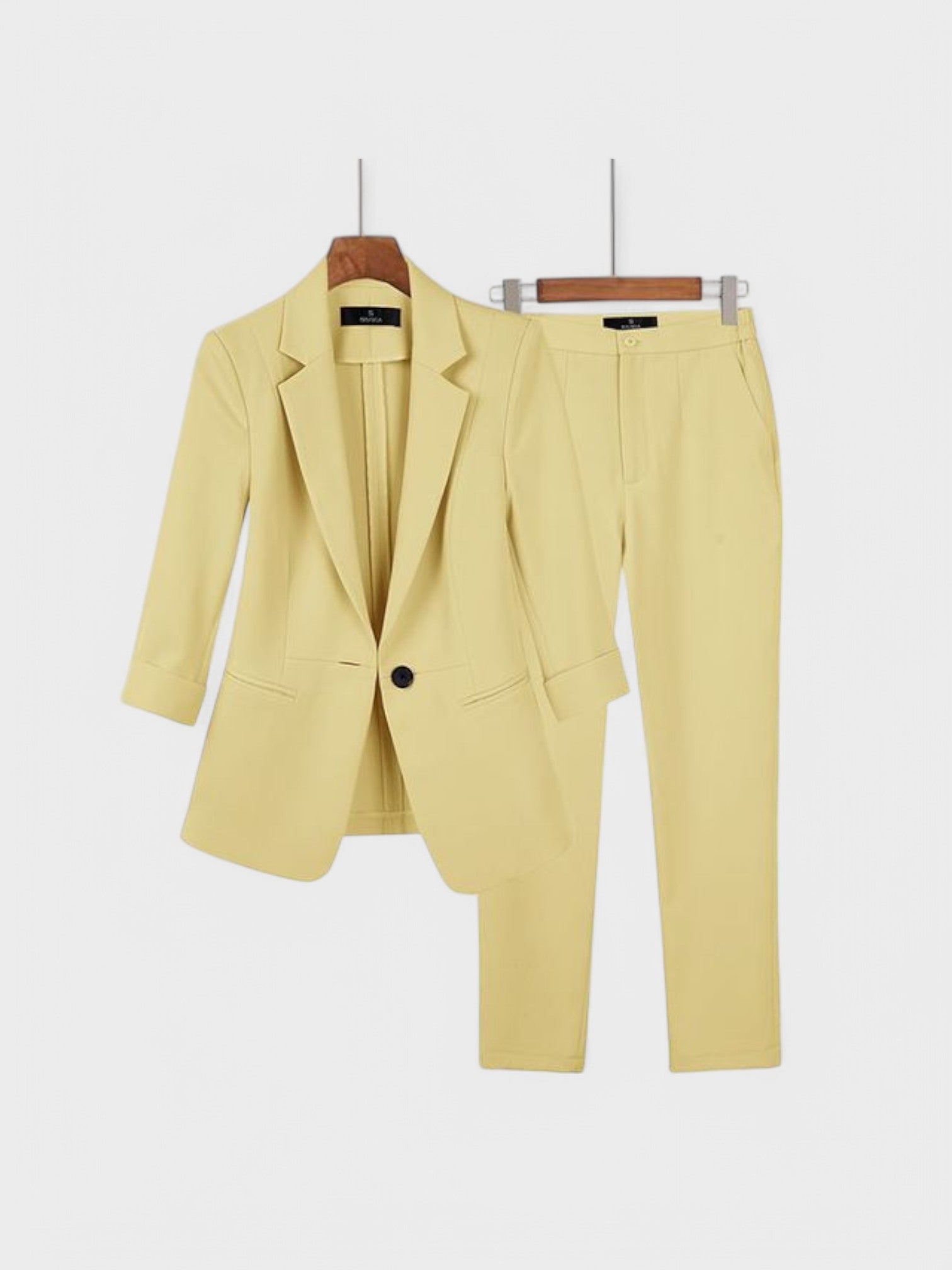 Elodie- Women's suit