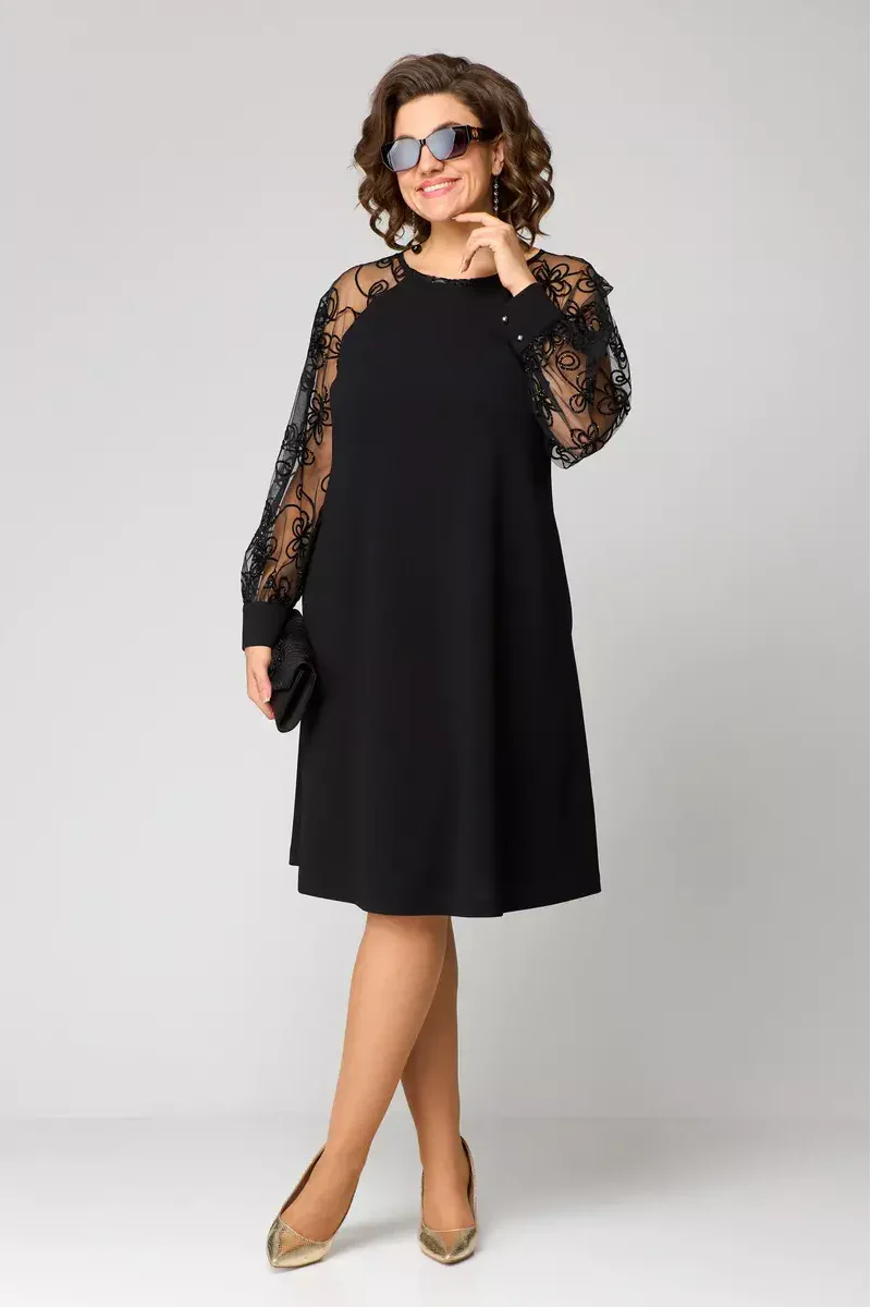 Audrey | Elegant black dress with lace sleeves