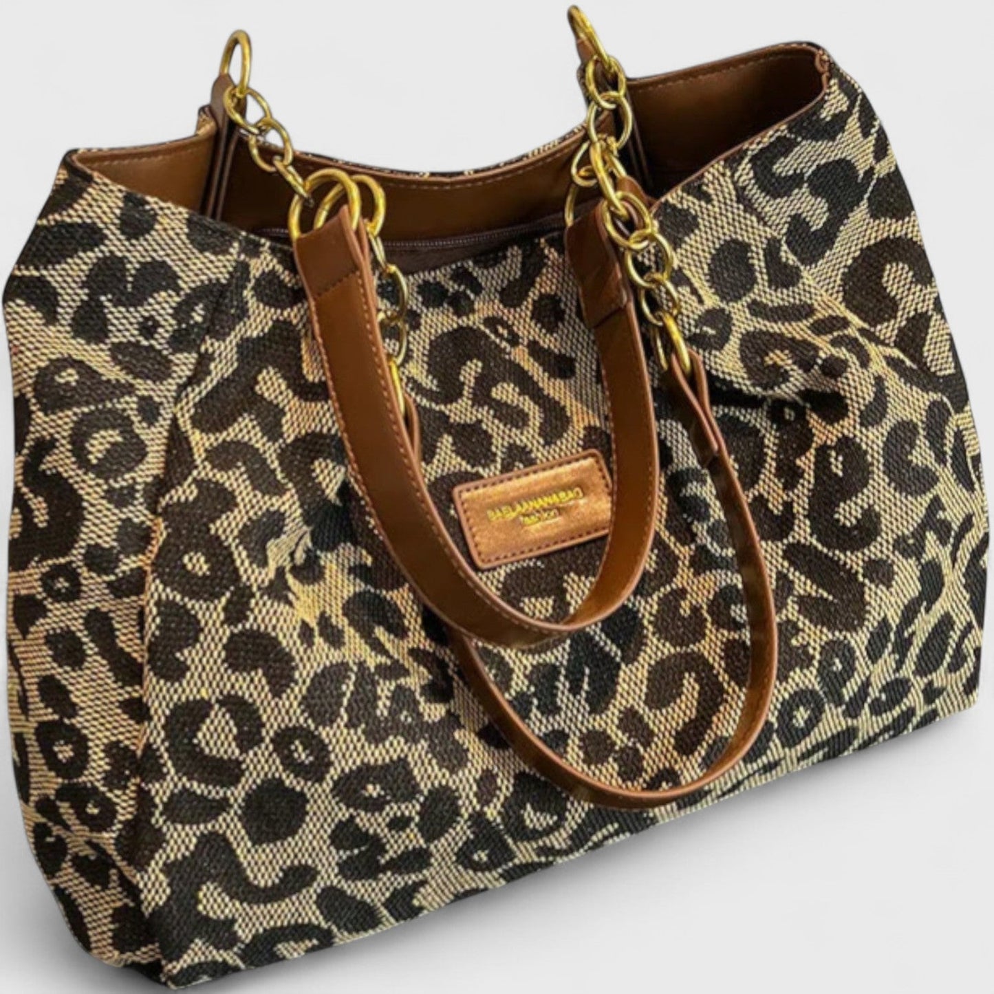 Leona | Stylish Leopard Print Shoulder Bag