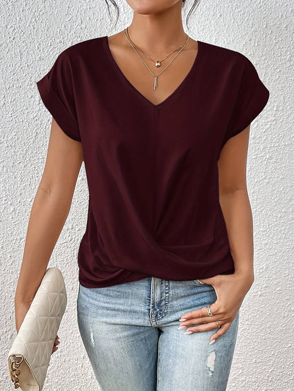 Nara | Casual T-shirt with sweetheart neckline