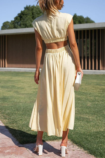 Paisley | Stylish Midi Dress with Pockets and Cut-Out